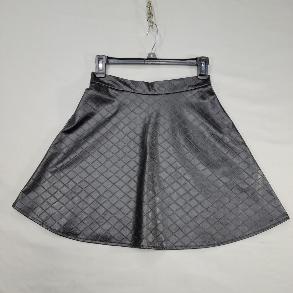 One Clothing Quilted Faux Leather Skater Skirt Goth Grunge Alt Small Party Aline